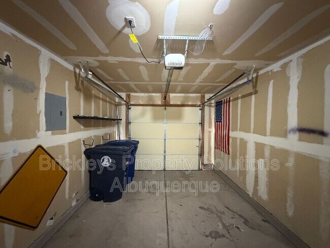 Building Photo - 10627 Brookline Pl NW