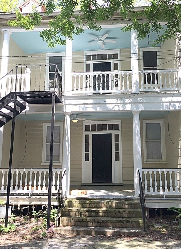 Building Photo - 35 Vanderhorst St