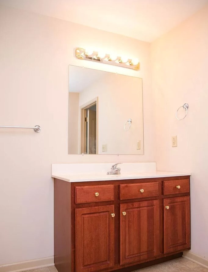 Building Photo - 2157 Bordeaux Court