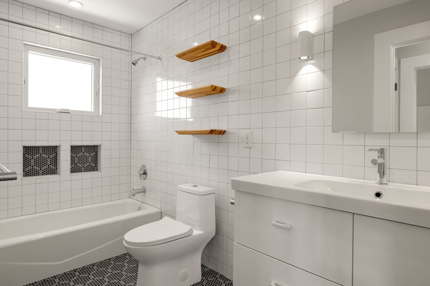 Building Photo - 126 Boston St