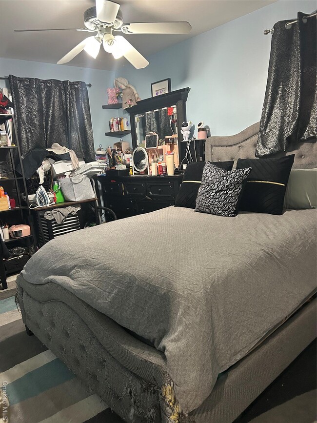 Building Photo - 139-11 87th Dr