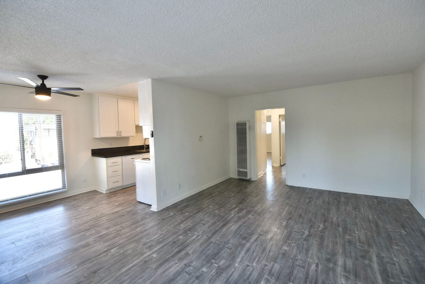 Building Photo - 12142 Burbank Blvd