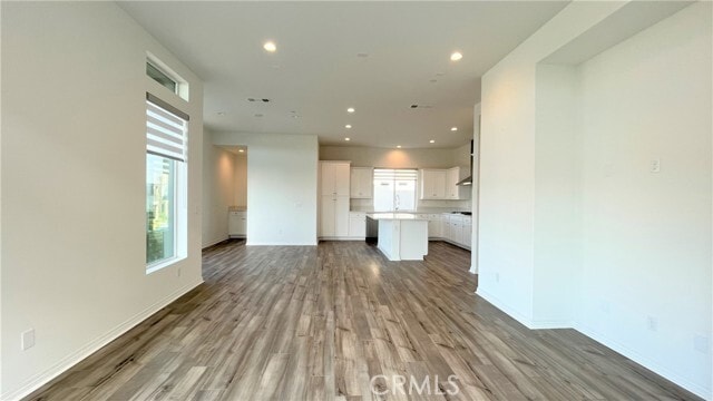 Building Photo - 152 Sawbuck