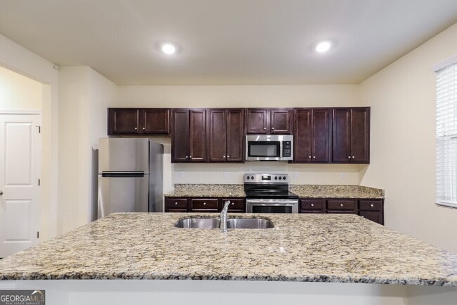 Building Photo - 322 Hamilton Pointe Dr