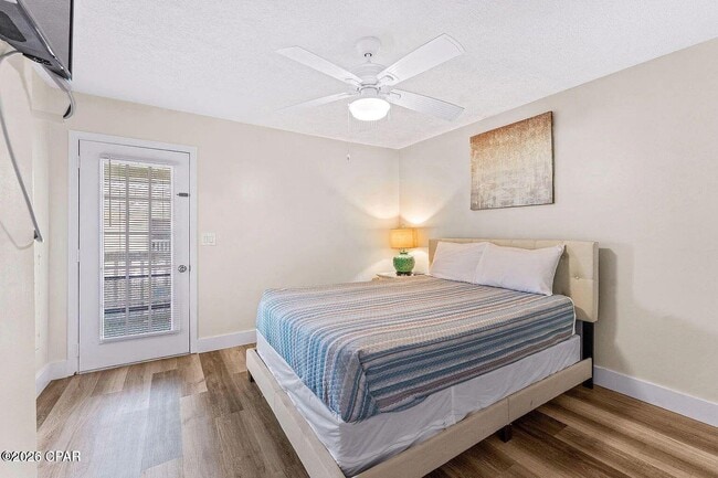 Building Photo - 120 Bonnie Ln