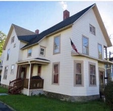 Building Photo - 36 Silver St