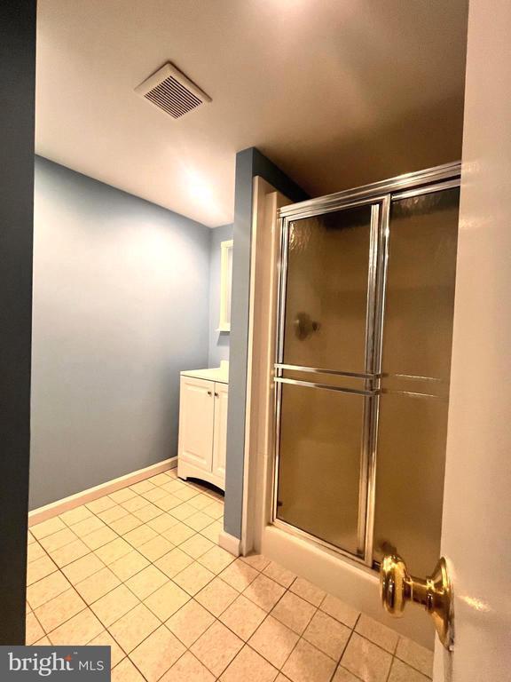 Building Photo - 430 Sked St