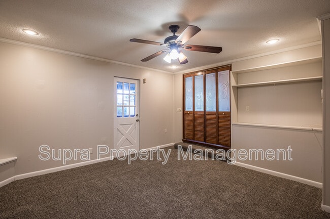 Building Photo - 1059 Glynlea Rd