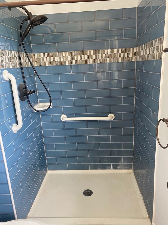 Building Photo - 61 Herrington Dr