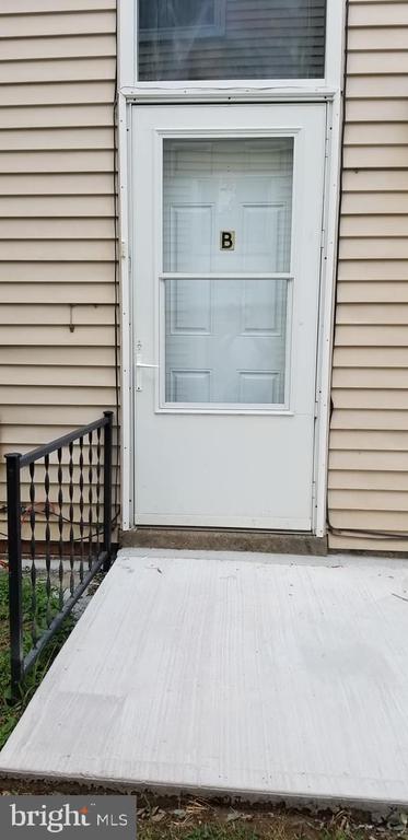 Primary Photo - 1521 Stoney Ln