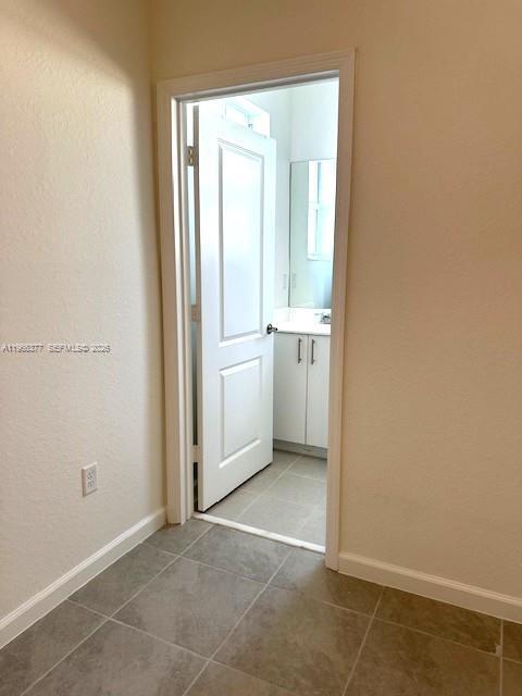 Building Photo - 2582 SE 29th St