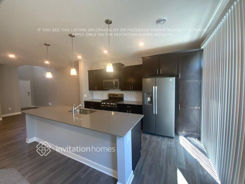 Building Photo - 6486 Inspire Cir S