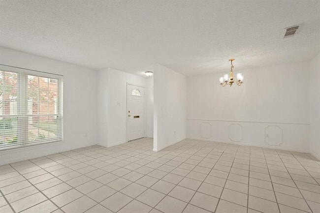 Building Photo - 14553 Misty Meadow Ln