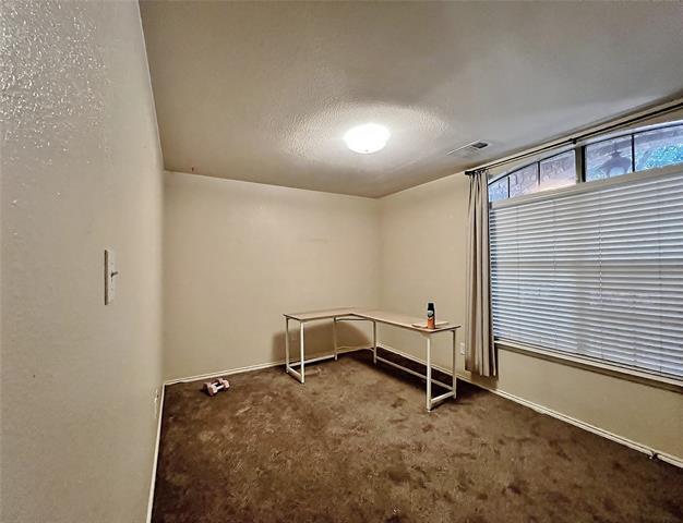 Building Photo - 5939 Waterford Dr