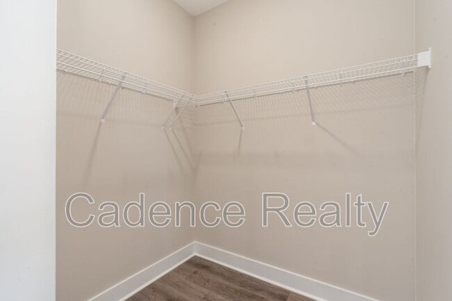 Building Photo - 1759 Perimeter Lp