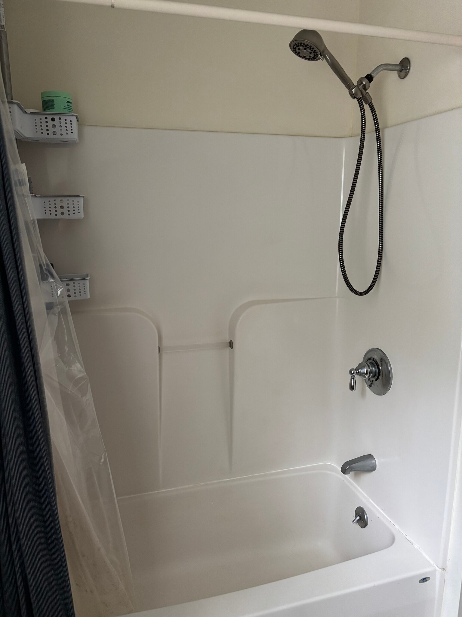 Bathroom 3 - 46 Channing St