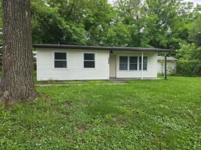 Building Photo - Super Nice 3BD/1BA Home section 8 Welcomed