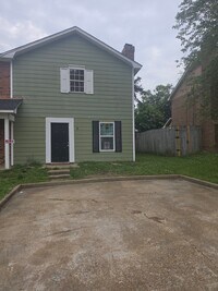 Building Photo - 1701-1702 Jamestown Way
