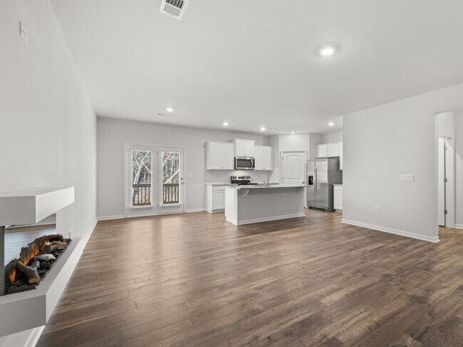 Building Photo - 30 Robinson Ridge