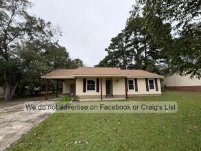 Building Photo - 1936 Wordsworth Dr