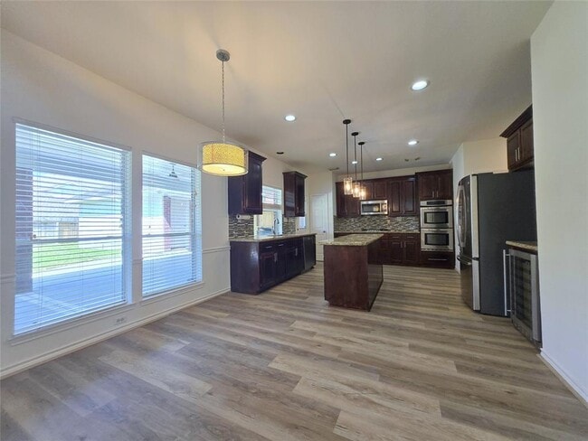 Building Photo - 6415 Taimer Ct