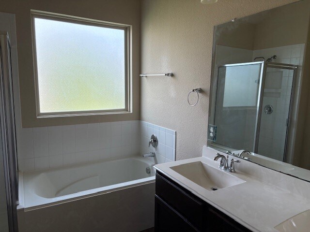 Building Photo - 5210 Victoria Lndg Trl