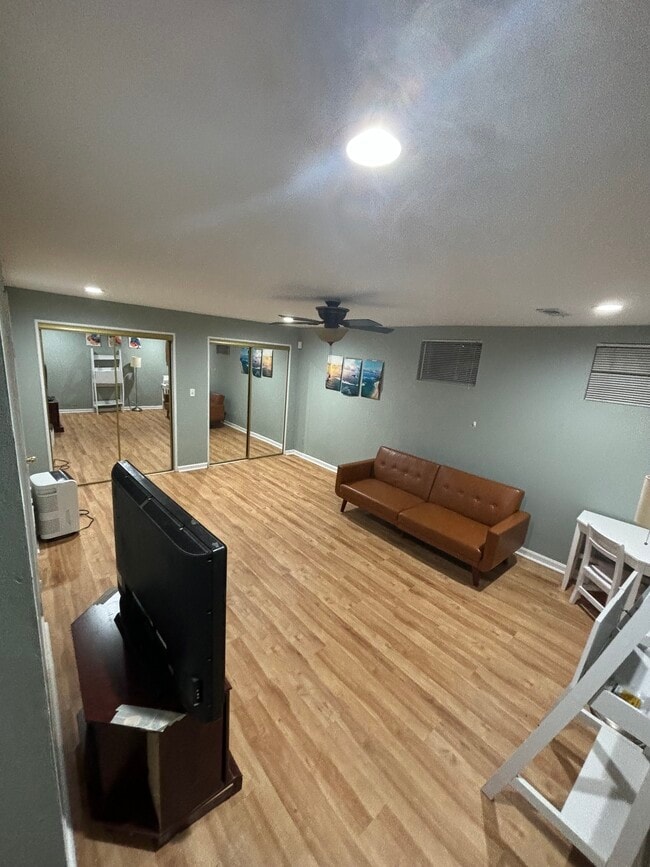 Building Photo - 9755 Whiskey Run