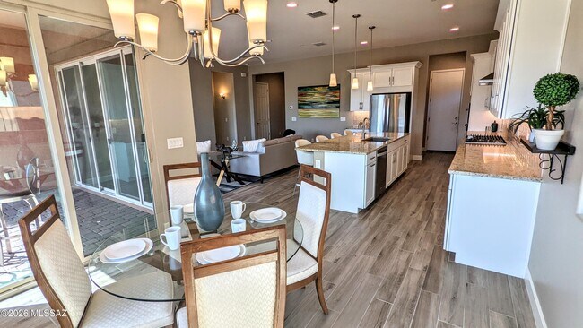 Building Photo - 13036 N Spinystar Dr