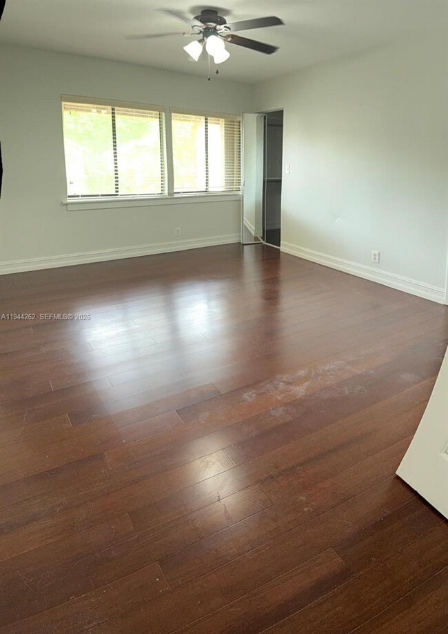 Building Photo - 242 Wimbledon Lakes Dr