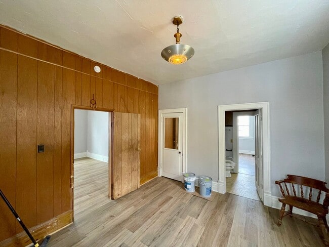 Building Photo - 2-Bedroom Home – Housing Choice Voucher Welcome