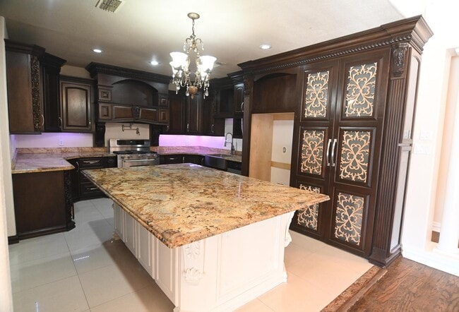 Building Photo - 3134 Homer Dr