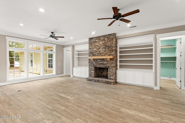 Building Photo - 3816 Mariner Dr