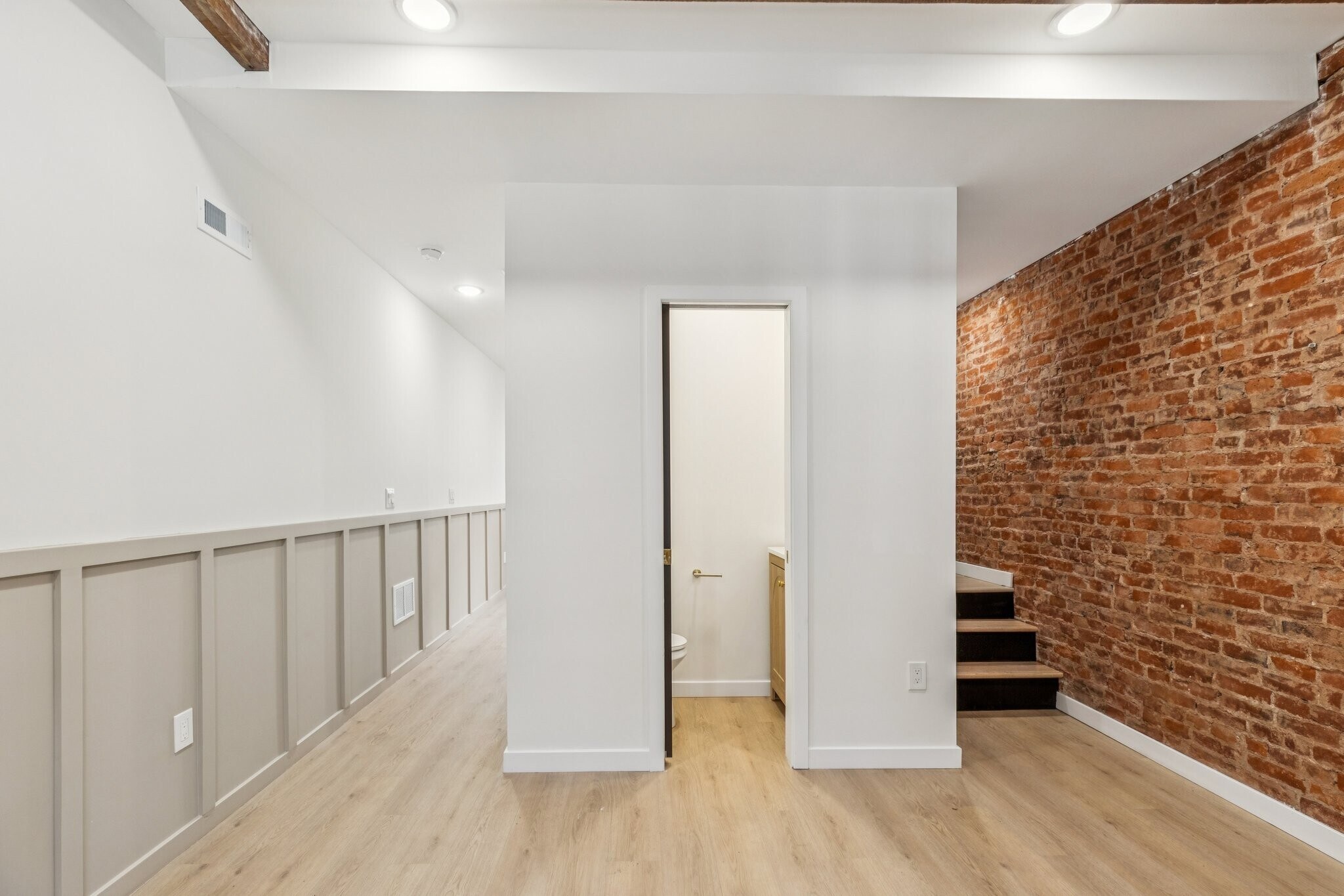 Living room - 1342 S Stanley St