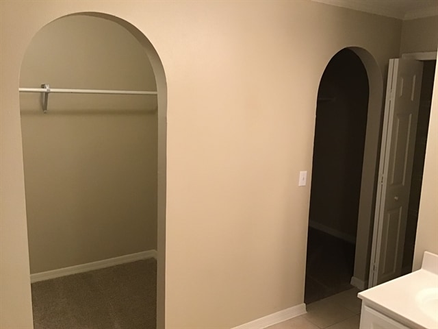 Building Photo - 193 King Arthur Court