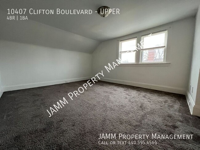 Building Photo - Edgewater 4 Bed Duplex!