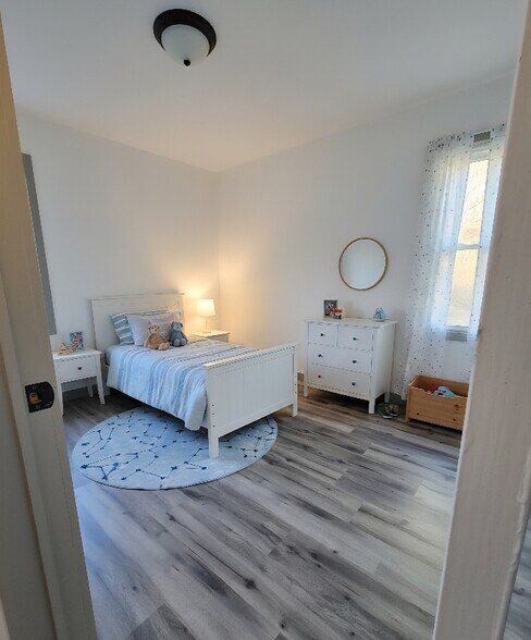 Building Photo - 326 New Salem Rd