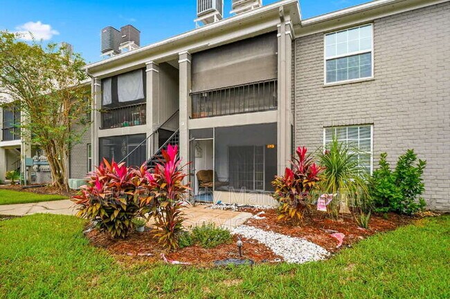 Building Photo - 4329 Plaza Gate Ln S