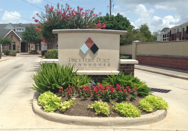 Building Photo - 9200 Westheimer Rd