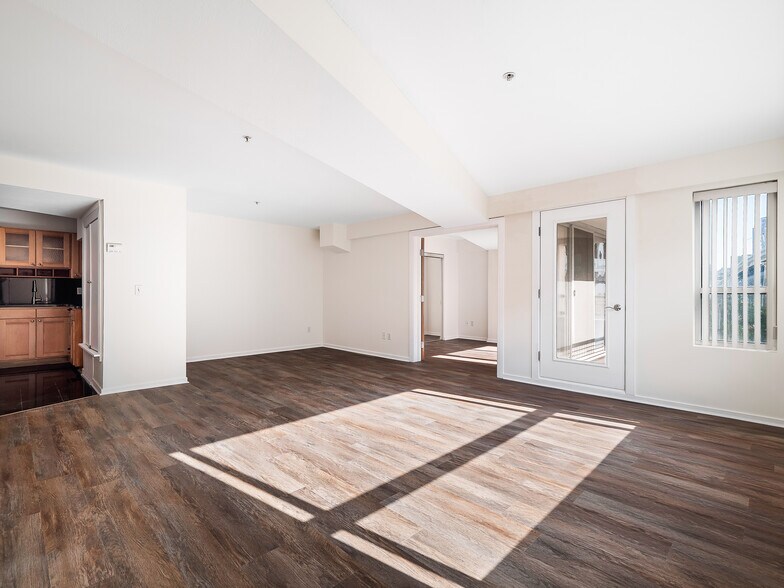Living Room - 2222 Detroit Ave
