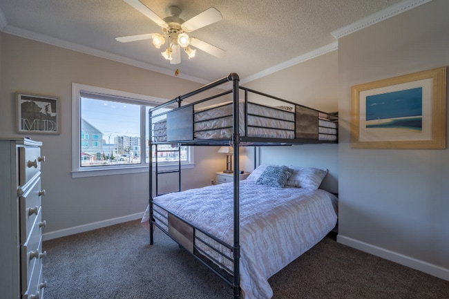 Building Photo - 105 63rd St