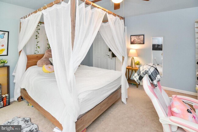 Building Photo - 6303 Gabriel St