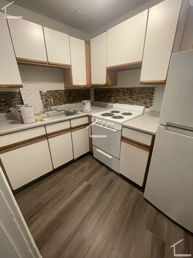 Building Photo - $2,195 | 1 Bedroom | 1 Bathroom | Available Now