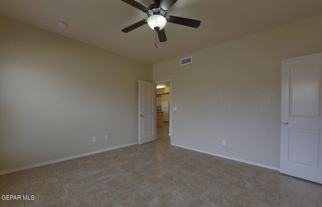 Building Photo - 501 Redd Rd