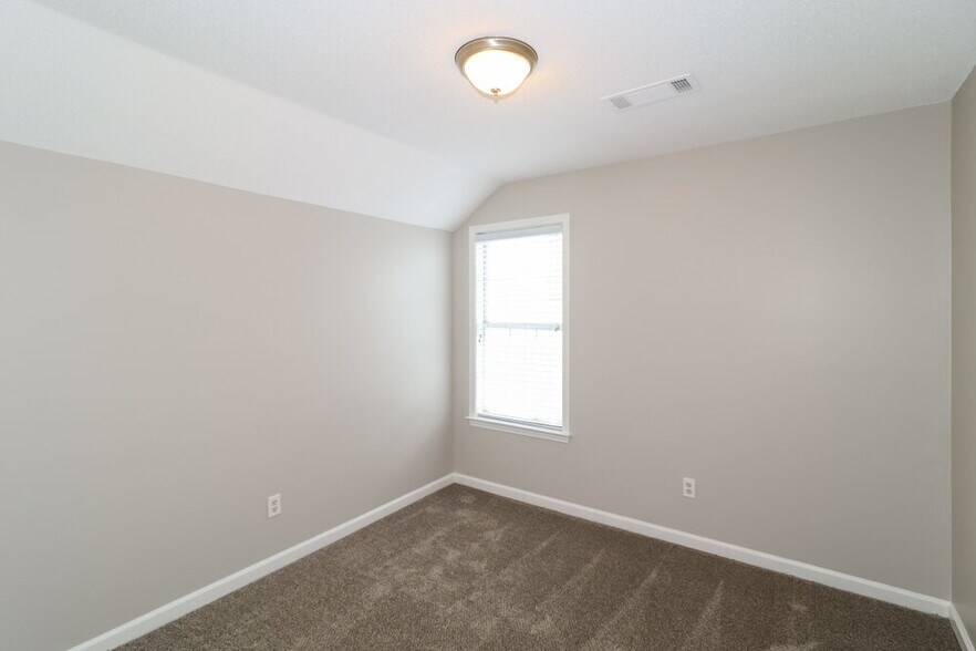 Building Photo - 6836 Shorey Ln