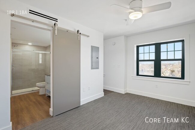 Building Photo - One bedroom in Midtown