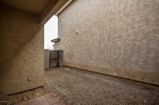 Building Photo - 3019 S 101st Ave