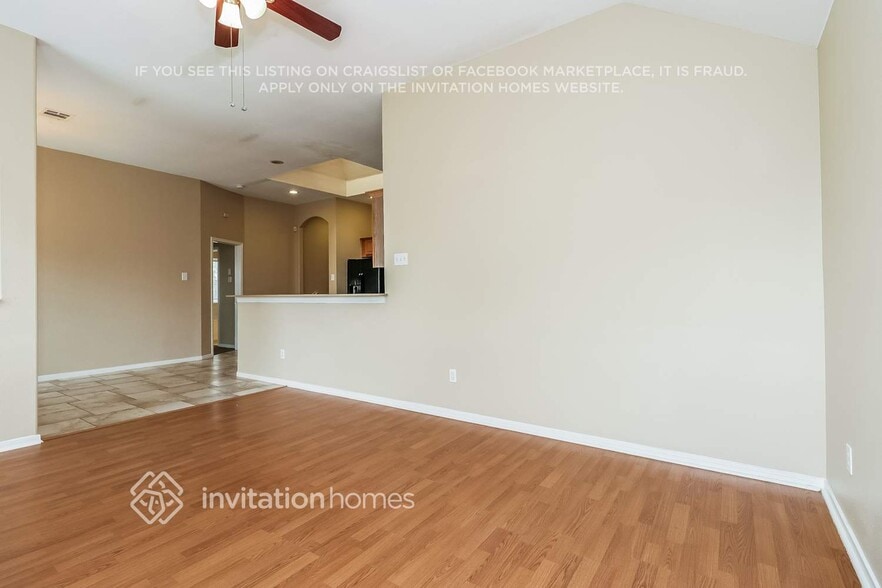 Building Photo - 640 Willowwood Trail