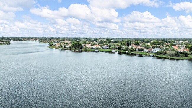 Building Photo - 1742 Harborside Cir