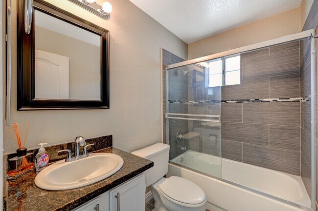 Building Photo - One-of-A-Kind 2 Story, 3 Bedroom with 3 Full Baths Home in the Heart of Summerlin!
