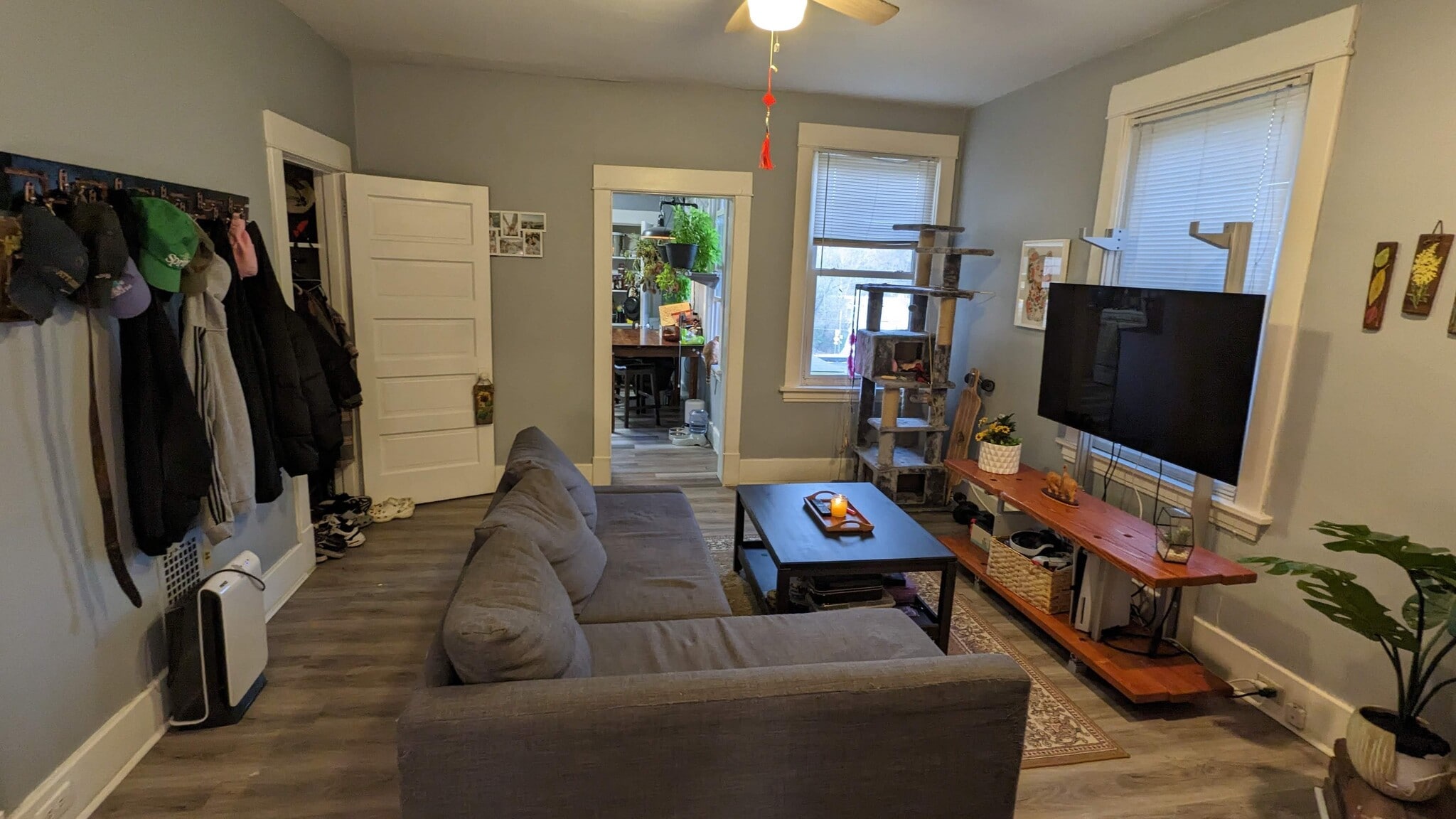 Building Photo - 615 Greenfield Ave